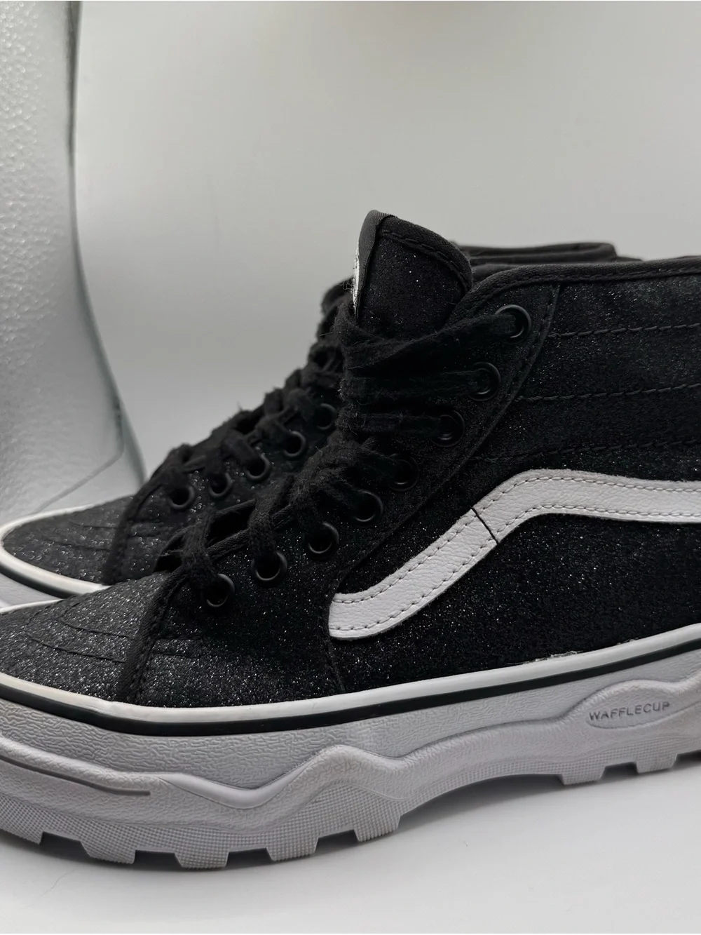 Vans Sk8-Hi Black Glitter Platform High Tops Women’s 5 / Men’s 3.5